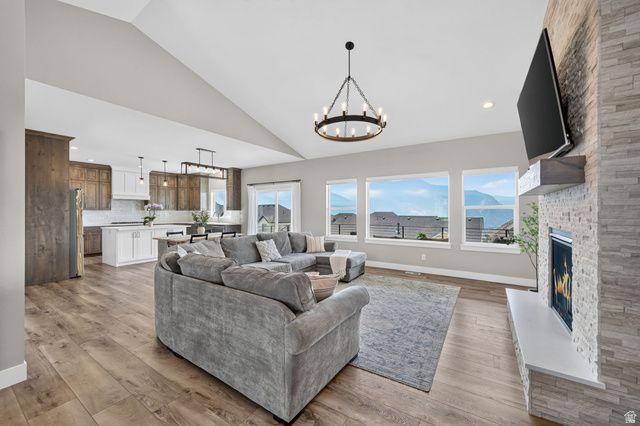 435 E 3850 N, North Ogden, UT 84414