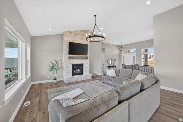 435 E 3850 N, North Ogden, UT 84414