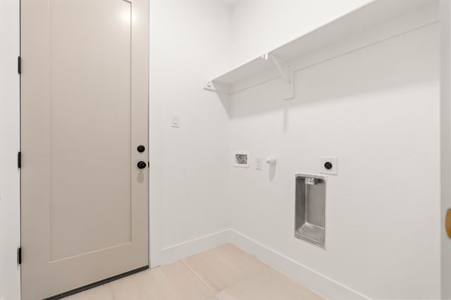 27062 Stonewood Drive, Whitney, TX 76692