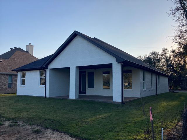 27062 Stonewood Drive, Whitney, TX 76692