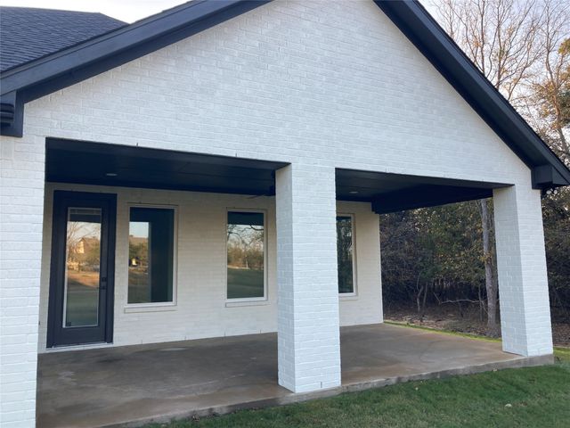 27062 Stonewood Drive, Whitney, TX 76692