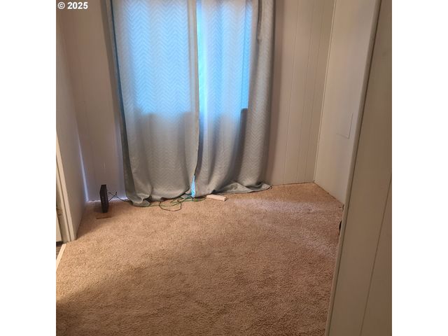 1901 Se MINTER BRIDGE Rd 99, Hillsboro, OR 97123
