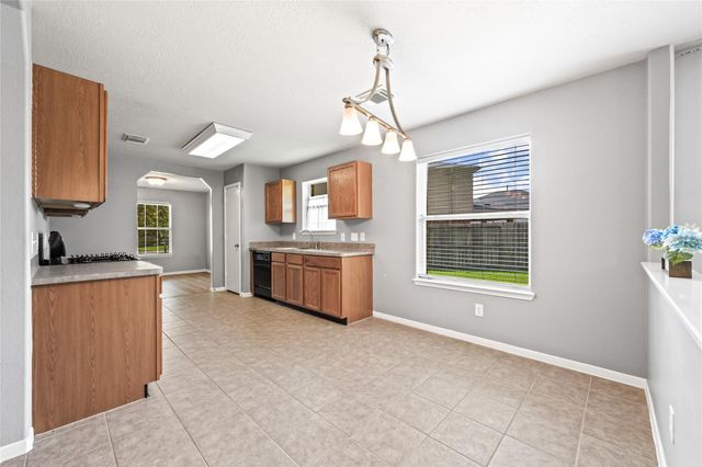 5023 Jasmine Meadows Lane, Humble, TX 77346