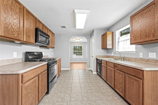 5023 Jasmine Meadows Lane, Humble, TX 77346