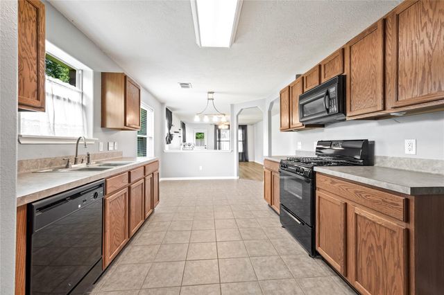 5023 Jasmine Meadows Lane, Humble, TX 77346