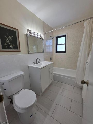 401 Us Highway 22 F, North Plainfield Boro, NJ 07060