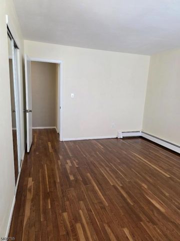 401 Us Highway 22 F, North Plainfield Boro, NJ 07060