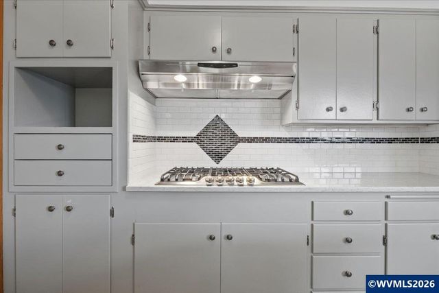 1535 Corina Dr SE, Salem, OR 97302