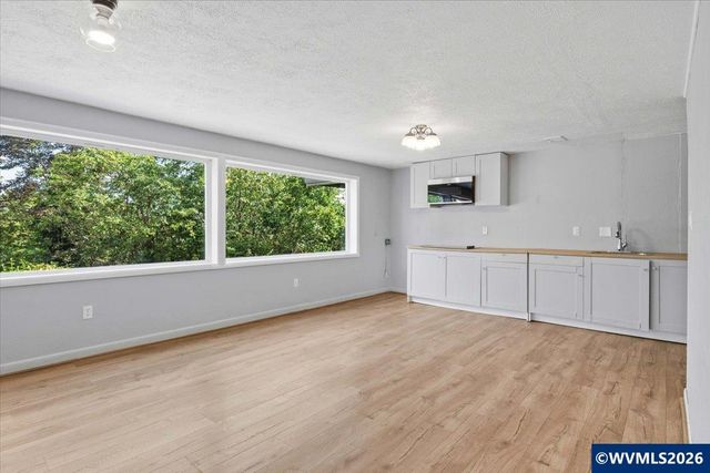 1535 Corina Dr SE, Salem, OR 97302