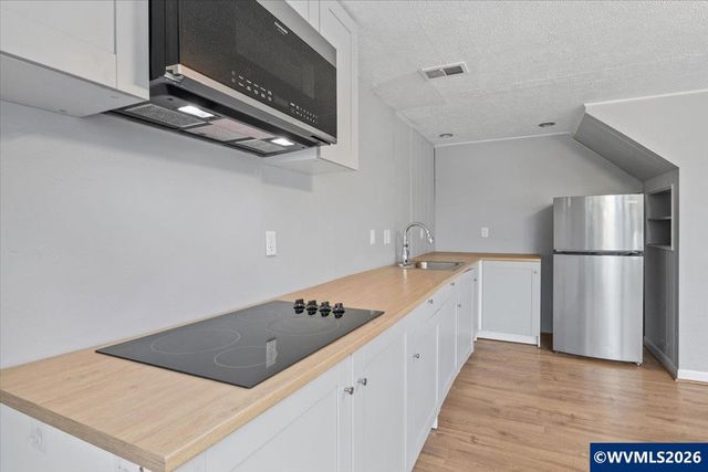 1535 Corina Dr SE, Salem, OR 97302