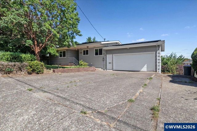 1535 Corina Dr SE, Salem, OR 97302