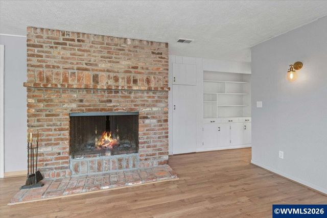 1535 Corina Dr SE, Salem, OR 97302