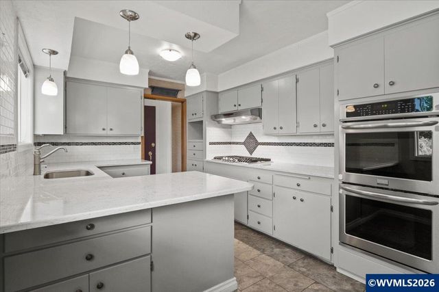 1535 Corina Dr SE, Salem, OR 97302