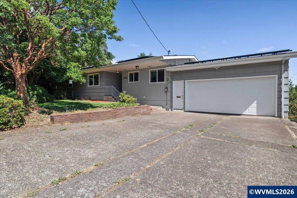 1535 Corina Dr SE, Salem, OR 97302