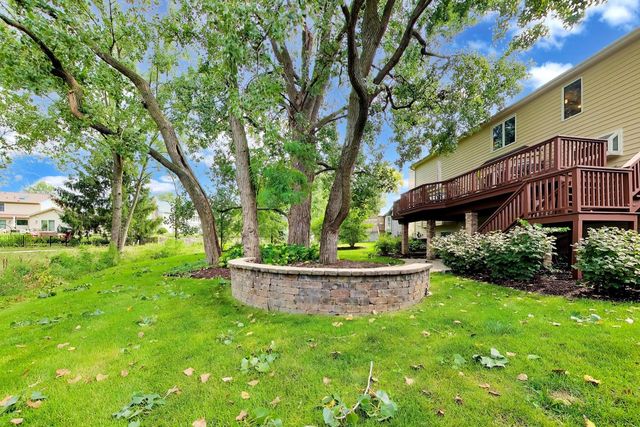 933 Spindletree Avenue, Naperville, IL 60565