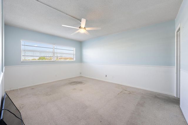 29 Yacht Club Drive Unit 405, North Palm Beach, FL 33408