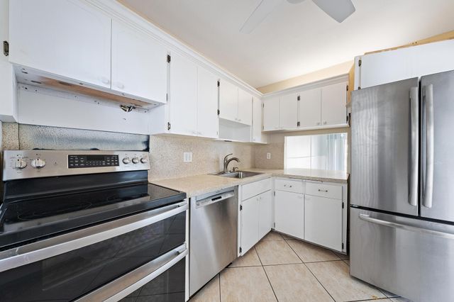 29 Yacht Club Drive Unit 405, North Palm Beach, FL 33408