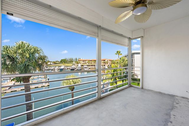 29 Yacht Club Drive Unit 405, North Palm Beach, FL 33408