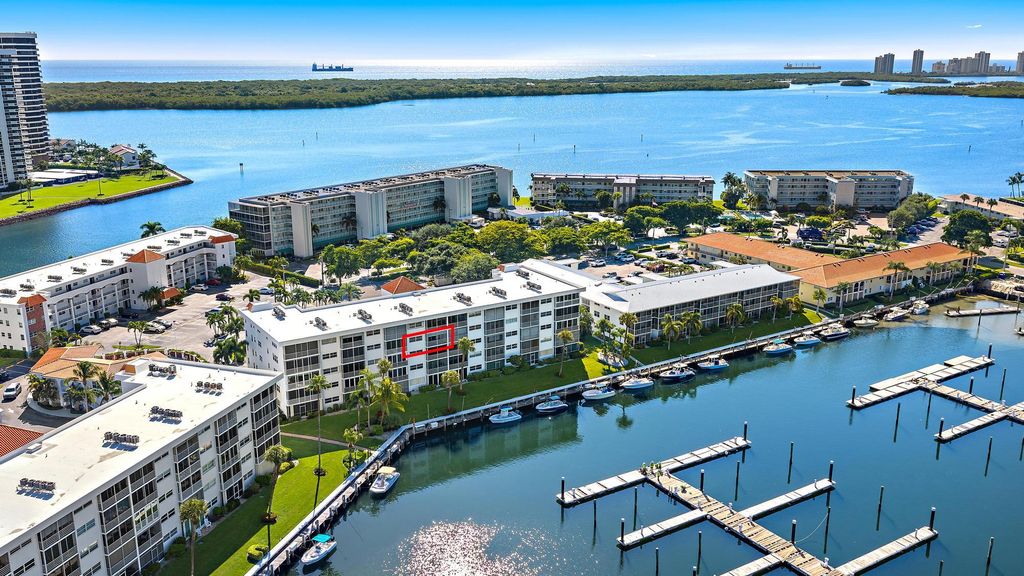 29 Yacht Club Drive Unit 405, North Palm Beach, FL 33408