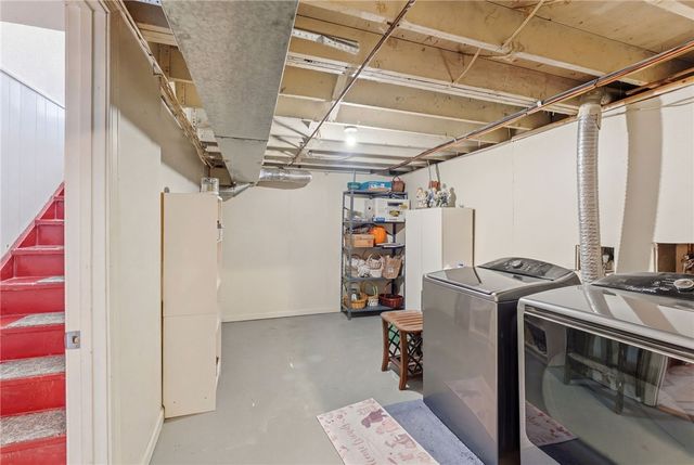 76 Lake Street, Pawtucket, RI 02860