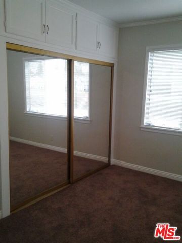 4058 9th Avenue, Los Angeles, CA 90008