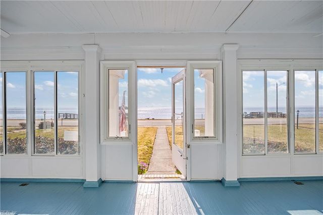 1105 Chesapeake AVE, Hampton, VA 23661