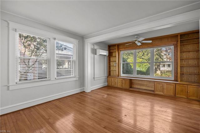 1105 Chesapeake AVE, Hampton, VA 23661