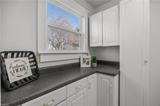 1105 Chesapeake AVE, Hampton, VA 23661