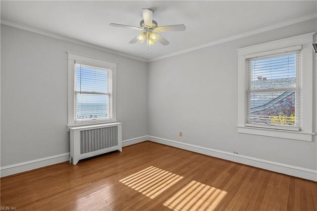 1105 Chesapeake AVE, Hampton, VA 23661