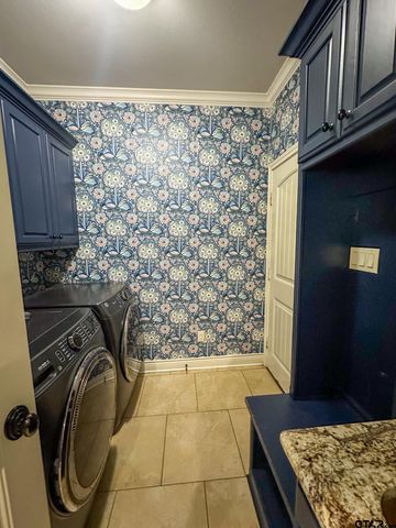 182 Zambezi Ln, Bullard, TX 75757