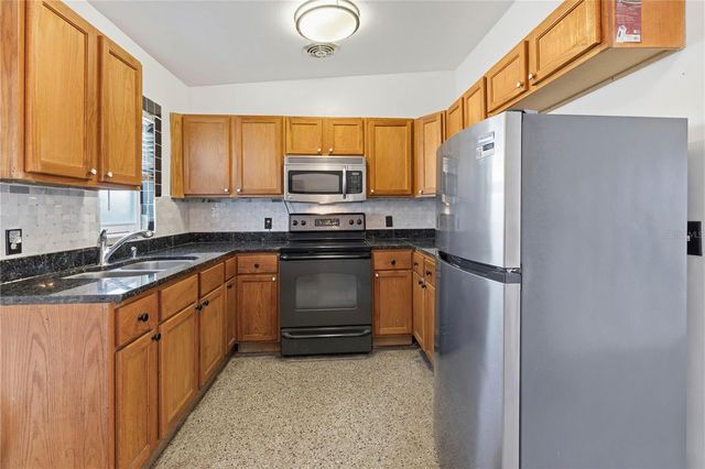 3003 DREWERY AVENUE, Lakeland, FL 33803