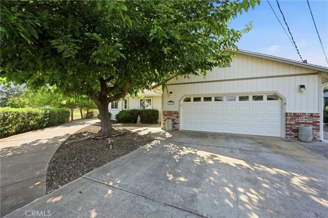 18142 Sweetwood Court, Hidden Valley Lake, CA 95467