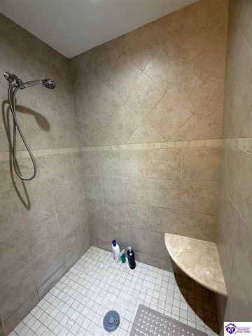 201 Butterfield Drive, Elizabethtown, KY 42701