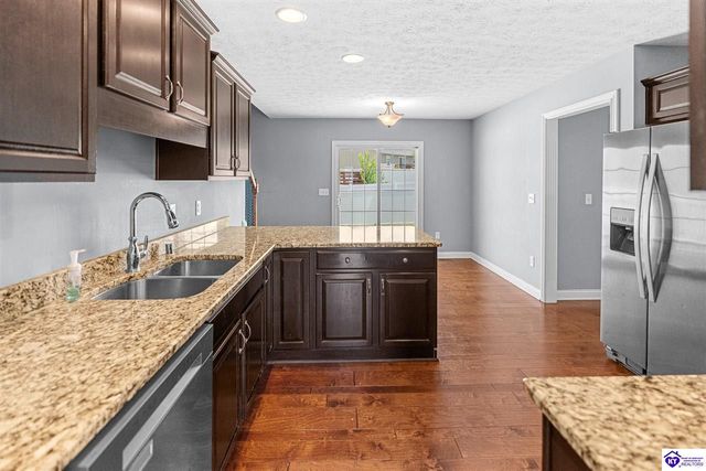 201 Butterfield Drive, Elizabethtown, KY 42701