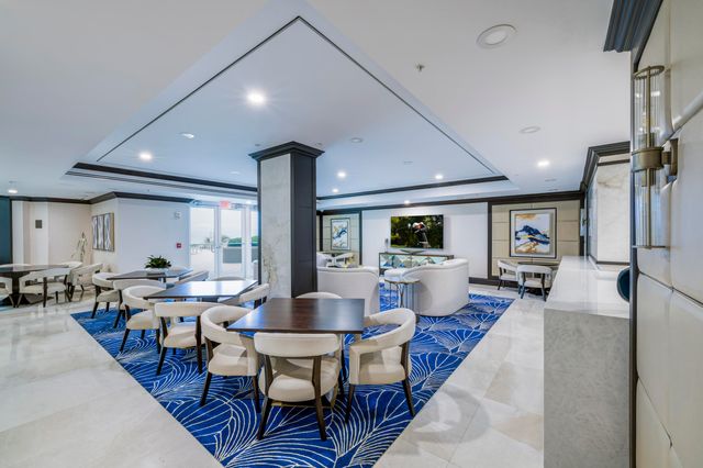 1063 Hillsboro Mile 807, Hillsboro Beach, FL 33062