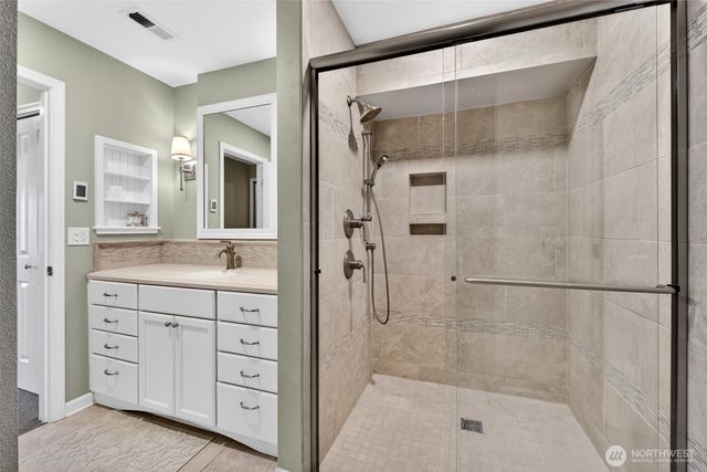738 24th Avenue SW, Puyallup, WA 98373