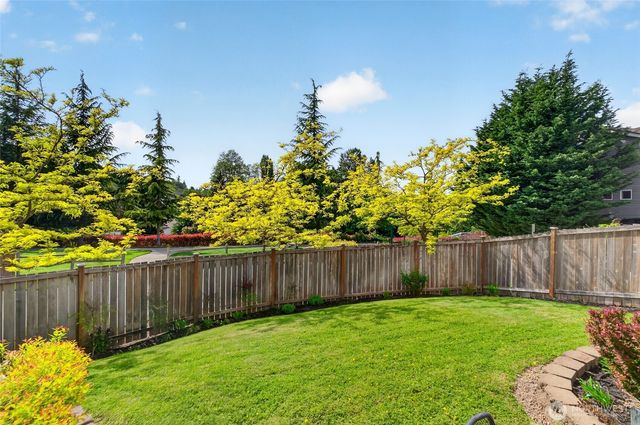 738 24th Avenue SW, Puyallup, WA 98373