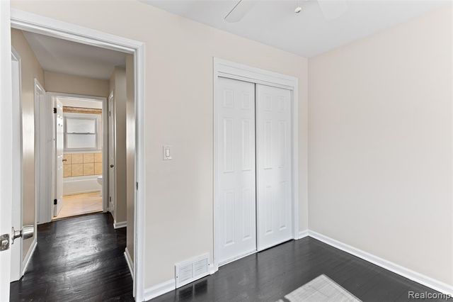1653 London Avenue, Lincoln Park, MI 48146