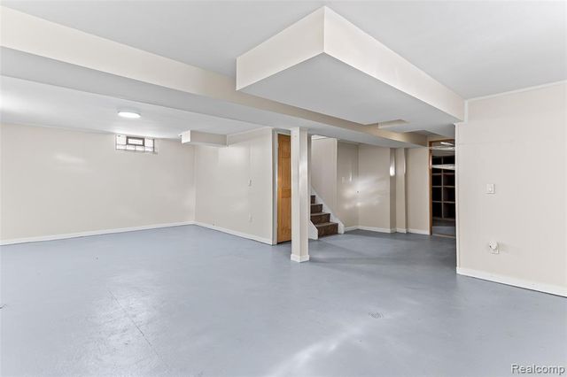 1653 London Avenue, Lincoln Park, MI 48146