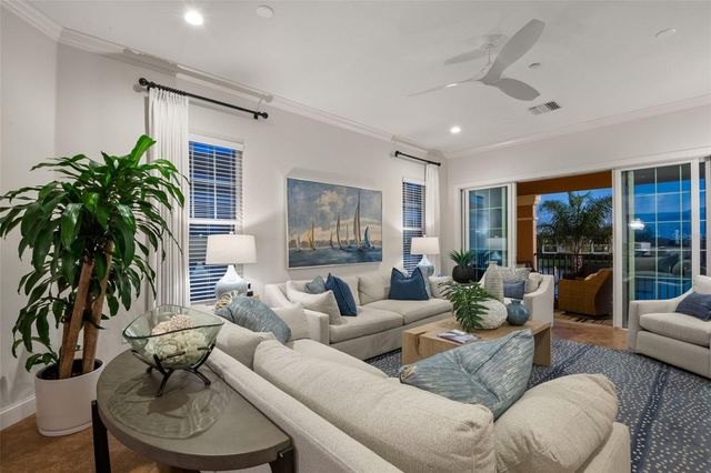 6 ACADEMY WAY S 23A, St Petersburg, FL 33711