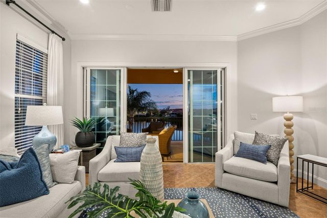 6 ACADEMY WAY S 23A, St Petersburg, FL 33711