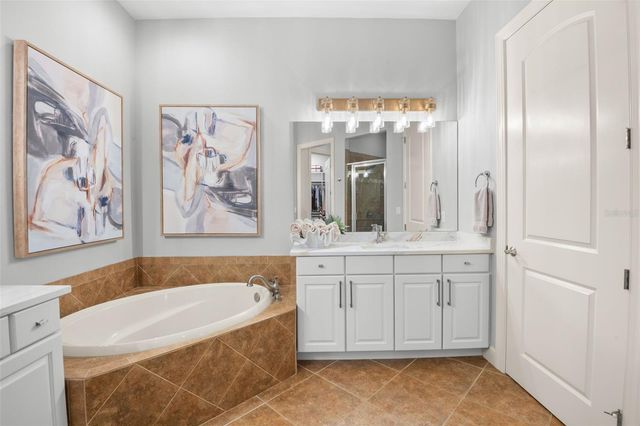 6 ACADEMY WAY S 23A, St Petersburg, FL 33711