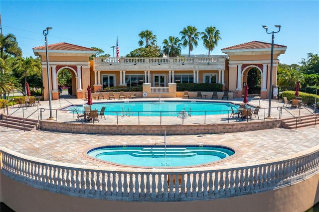 6 ACADEMY WAY S 23A, St Petersburg, FL 33711