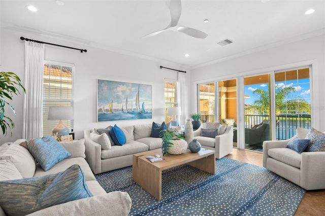 6 ACADEMY WAY S 23A, St Petersburg, FL 33711