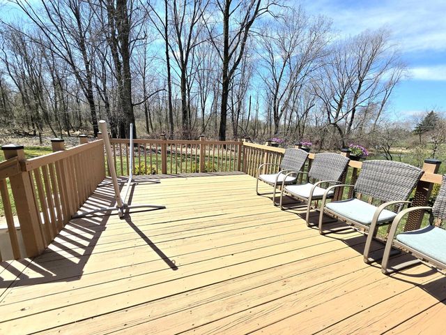 671 Wilson AVENUE, Cleveland, WI 53015