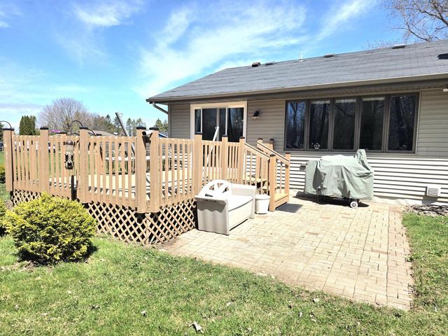 671 Wilson AVENUE, Cleveland, WI 53015