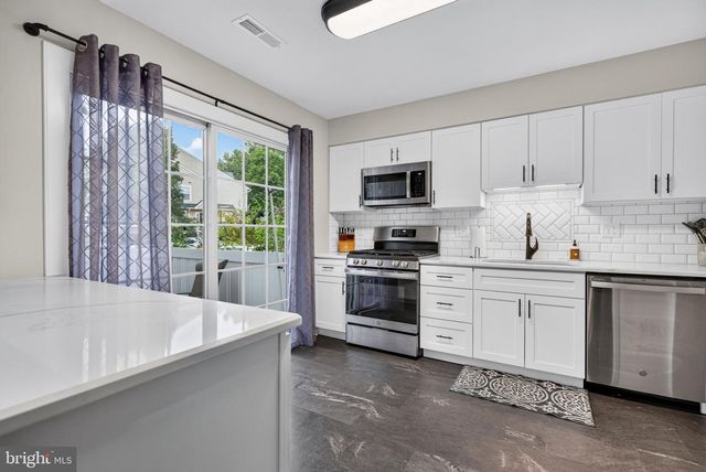 2404 DELANCEY WAY, Marlton, NJ 08053