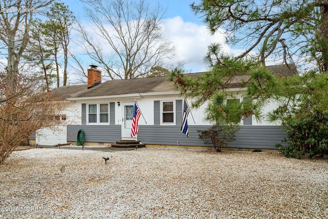 101 Stem Road, Manahawkin, NJ 08050