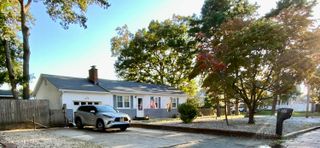 101 Stem Road, Manahawkin, NJ 08050