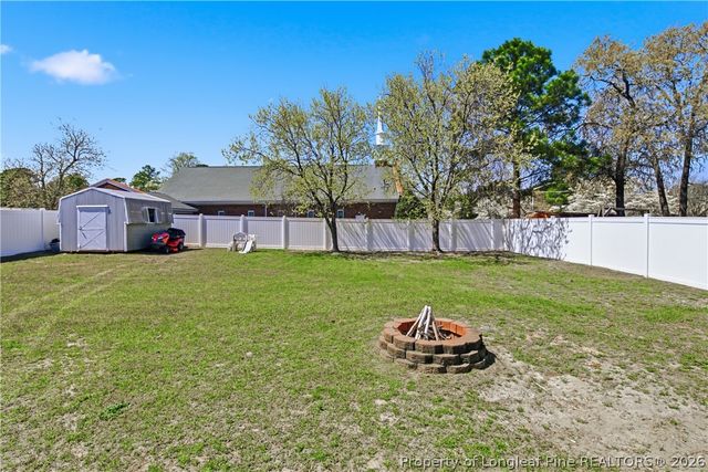 479 Silver Oaks Drive, Fayetteville, NC 28311